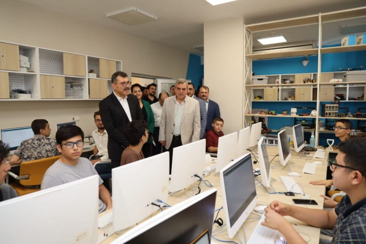 Başkan Beyazgül: Gençlerimiz İçin Her Olanakları Kullanmaya Kararlıyız