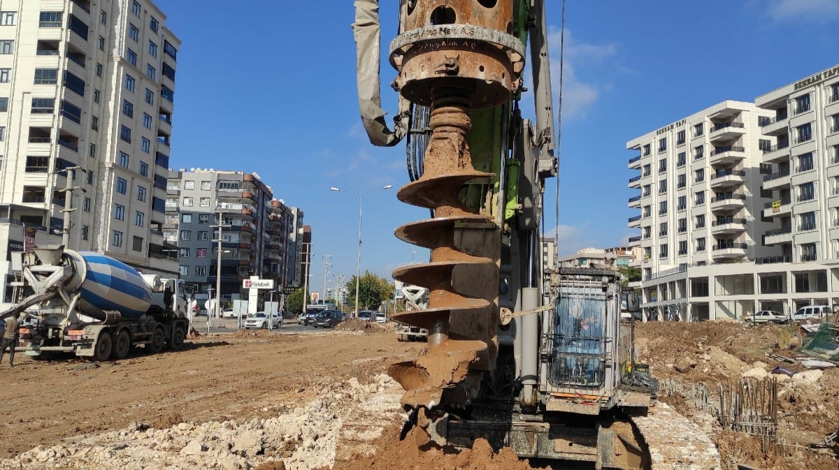 Balıkayağı Köprülü Kavşak Çalışması Titizlikle Yürütülüyor