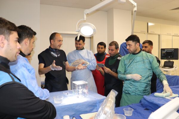 Şanlıurfa ‘da Bir İlk : Tare Tedavisi Artık Harran üniversitesi Hastanesi ‘nde Uygulanıyor 