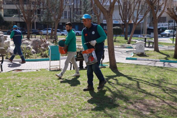 Haliliye Belediyesi Mevsimsel Çalışmalarla Yeşile Hayat Veriyor