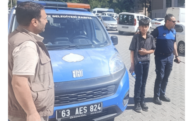 Kimliğini Unutan Öğrenciye Anında Destek!