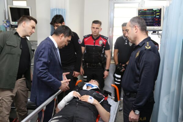 Emniyet Müdürü Atilla Aksoy, Yaralı Polisleri Ziyaret Etti
