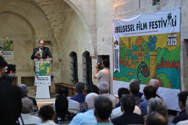 Başkan Gülpınar Urfa Belgesel Film Festivaline Katıldı
