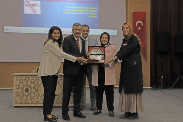 Karaköprü Belediyesi’Nden Farkındalık Konferansı