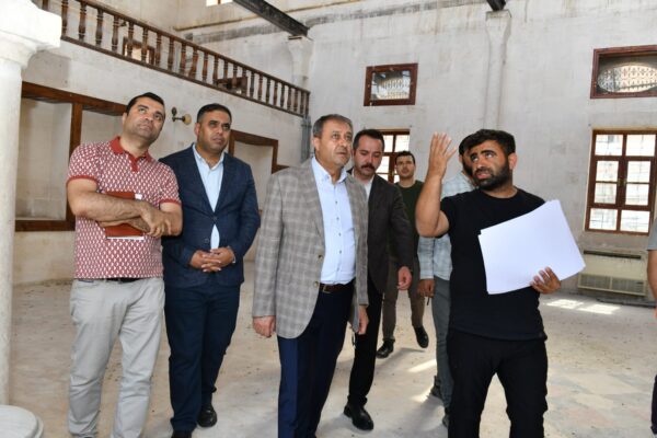Vali Şıldak, hükümet konaklarını inceledi
