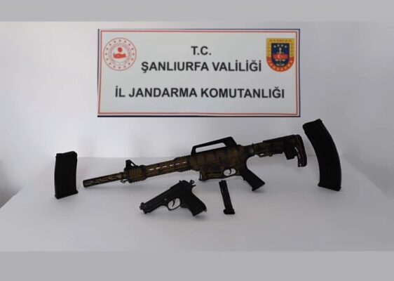 Şanlıurfa’da Jandarmadan Ruhsatsız Silahlara Darbe: 5 Gözaltı