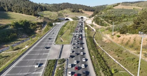 Otoyol geçiş ücretleri her yıl otomatik zamlanacak