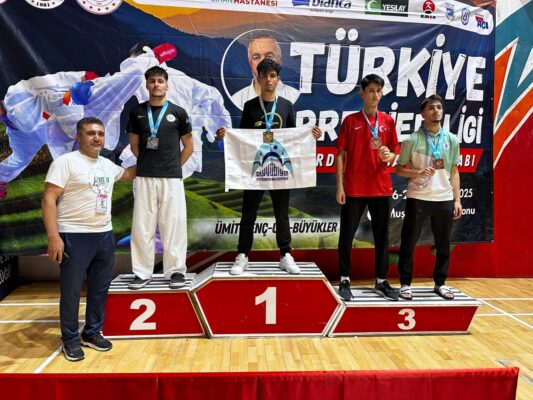 Eyyübiye Belediyesi sporcusundan büyük başarı