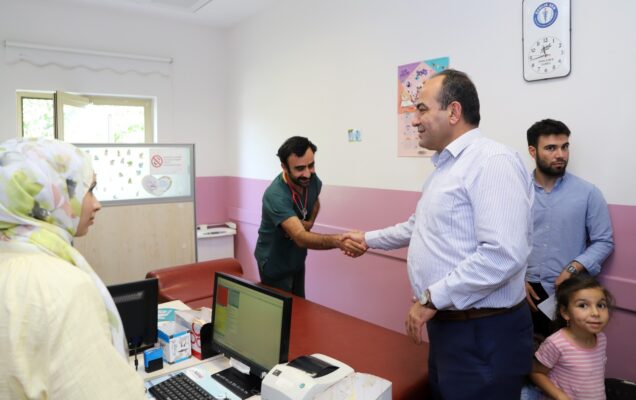 İl Sağlık Müdürü Dr. Erhan Berk’ten Siverek ve Hilvan’a Yerinde Denetim