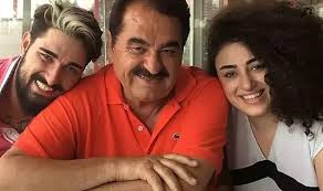 İbrahim Tatlısesin kızı  trafikte terör estirdi! Polisin üzerine sürdü, ateş açılarak durduruldu