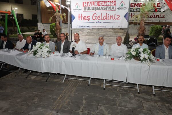 BAŞKAN NİHAT ÇİFTÇİ ATAKENT’TE VATANDAŞLARLA BULUŞTU