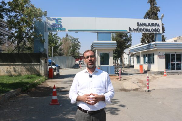 Başkan Polat, Şanlıurfa’daki elektrik çilesine dikkat çekti! “Elektrik karanlıkla değil, çözümle buluşmalı”