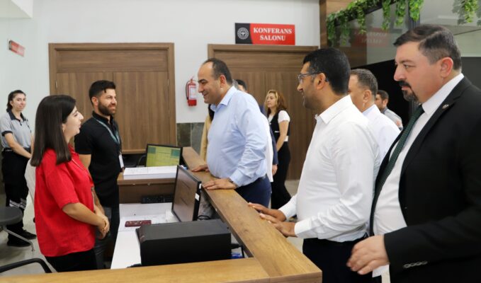 İl Sağlık Müdürü Dr. Erhan Berk’ten Haliliye Ağız ve Diş Sağlığı Hastanesine İnceleme Ziyareti