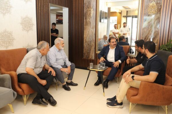 Başkan Canpolat ,Bahçelievler’de Esnaf ve Vatandaşlarla Buluştu