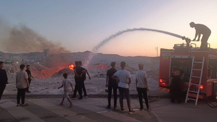 Şanlıurfa’da Mahalle Sakinlerini Korkutan Yangın
