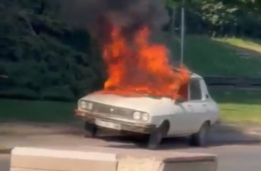 TBMM Önünde ‘Beyaz Toros’ Yakıldı