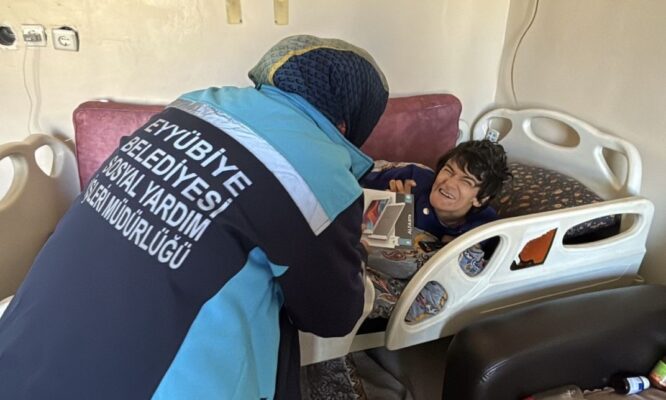 Eyyübiye’de Yetim Evleri Şen Oldu